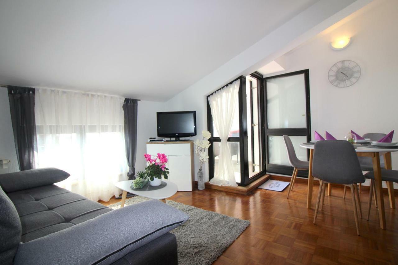 Apartments Vista ポレッチ エクステリア 写真
